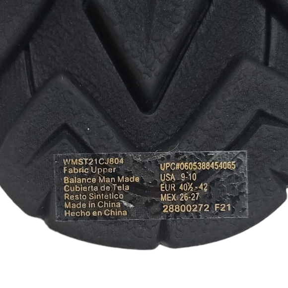 Secret Treasures Women's Black Faux Fur Slip On Slipper Shoes Size 9-10 (NWOT) - Picture 8 of 9